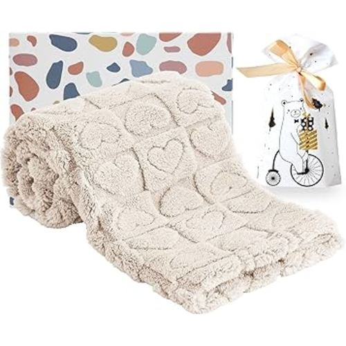 Fleece Baby Blanket for Girls Boys, Ultra Soft Cozy Fluffy Heart Checkered Blanket, Warm Receiving Blankets for Newborn Infant Toddler, Perfect for Crib Stroller 40"x30" (Cream)