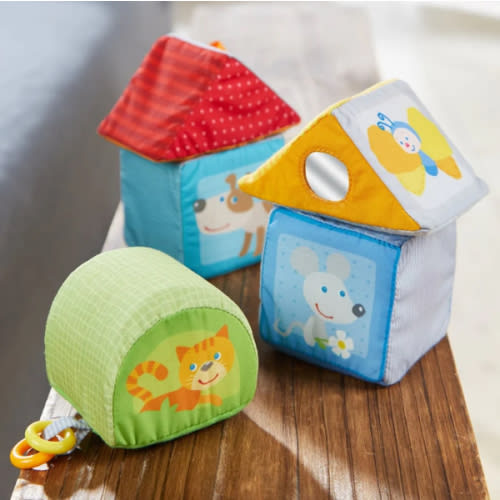 Animal Discovery Cubes | Bee Like Kids