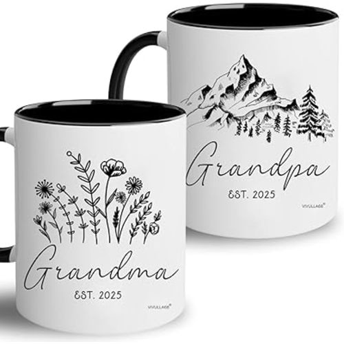 Christmas Gifts for First Time Grandparents - Grandparents Baby Announcement Gifts Est 2025, Pregnancy Announcement For Grandparent Mug Set, Promoted To Grandparent, New Grandma And Grandpa Mugs