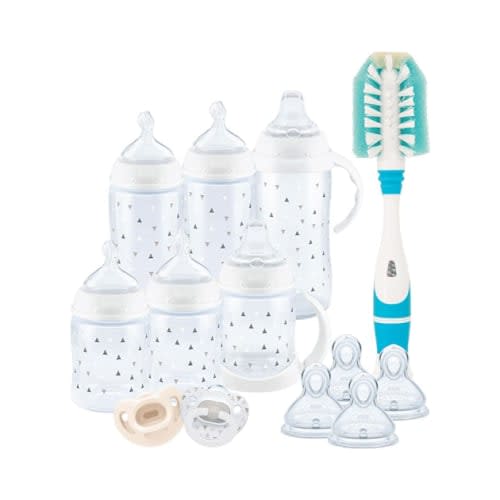 Smooth Flow Anti Colic Baby Bottle Newborn Gift Set