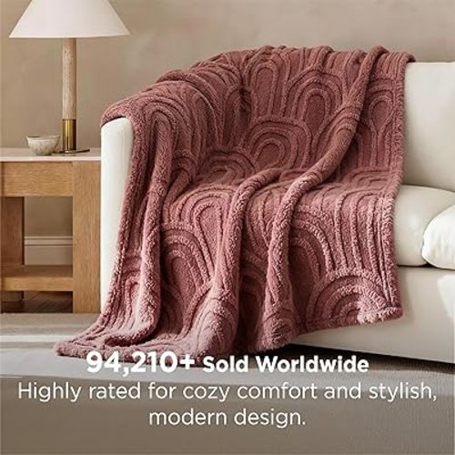 Bedsure GentleSoft Twin Blanket for Bed - Cozy Soft Blankets for Women, Cute Small Fleece Throws for Girls, Decorations Gift for Her Him School, Dusty Rose, 60x80 Inches