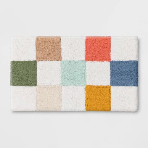 Checkered Kids' Bath Rug - Pillowfort™