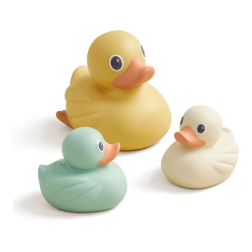 Amazon.com: Itzy Ritzy Ducky Family – 3-Piece Floating Bath Toy Set with Watertight Design – Soft, Squeezable Ducks Designed for Ages 6 Months and Up (Ducks) : Toys & Games