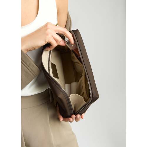 Pouch | (Nylon) – MINA BAIE