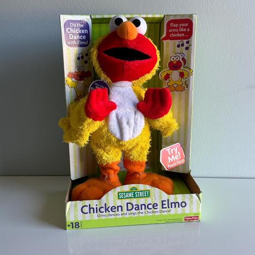 Fisher Price Chicken Dance Elmo Sesame Street Plush Dances Sings NIB 2001 D5