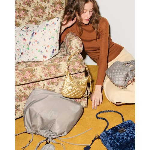 Black Lacquer Large Metro Tote Deluxe