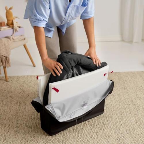 Travel Crib Light Black & Fitted Sheet Bundle Pack - BABYBJÖRN | Maisonette