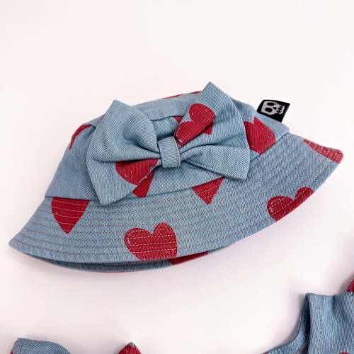 LOVE HEART DENIM BOW BUCKET HAT – Skeletots