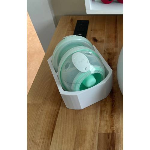 Wearable Breastpump stand for Elvie Stride 1 with bottom
