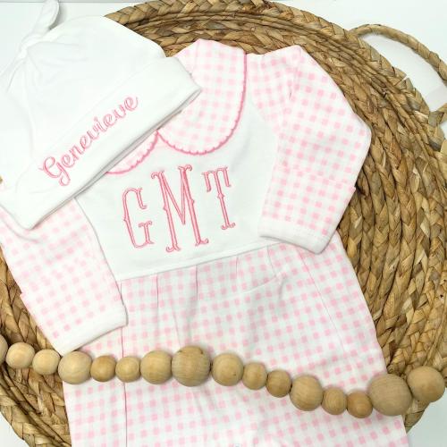 Baby’s new born outfit