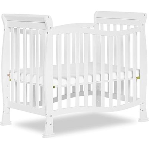 Dream On Me Violet 4-in-1 Convertible Mini Baby Crib & Changer with Storage in White, Pinewood, GreenGuard Gold & JPMA, 1” Mattress Pad, 3 Levels, Converts to Mini Day & Twin-Size Bed (Rails to Buy)