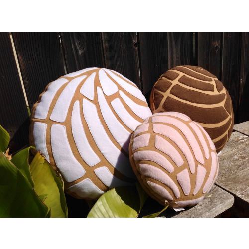 Concha bread pillow, X-Large Pan Dulce Concha, Concha Pillow, Concha mexican decor, mexican concha bread, food pillow, latin decor, Mexico