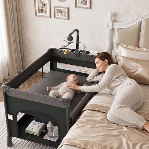 Portable Baby Bedside Bassinet Crib with Storage