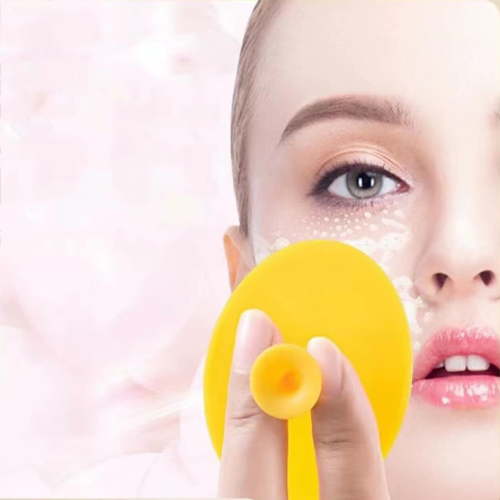 kid Bath Brush kid Cradle Cap Brush Silicone Massage Brush Silicone Scrubbers Exfoliator Brush Skin Scrubbers kid for Dry Skin Cradle Cap and Silica Gel Yellow