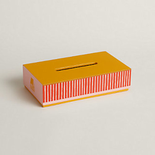 Les Cabanes tissue box
