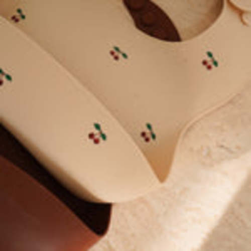 Cherry/ Mocha Bib