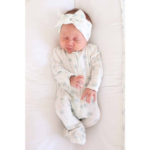 Beachy Bamboo Waffle Zipper Footies