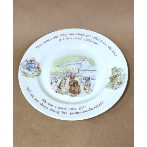 Mrs Tiggy-Winkle Child's plate/Beatrix Potter/Wedgewood/made in England/Fredrick Warne and Co./Baby room decor