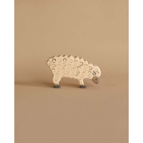 Holztiger Sheep, Eating