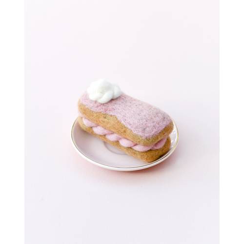 Felt Strawberry Eclair | Felt Play Food | Strawberry Pastel Pink Eclair for Pretend Play