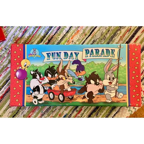 Vintage Baby Looney Tunes Box Book Set | 6 Mini Parade Books for Toddlers