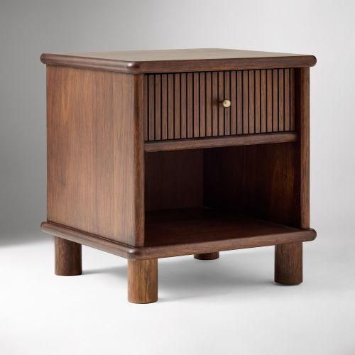 Kids Elora Nightstand (18")
