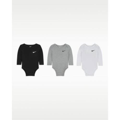 Nike Essentials Baby 3-Pack Long Sleeve Bodysuits. Nike.com