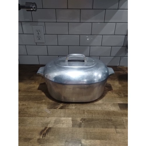 Magnalite Roaster Dutch Oven Pot