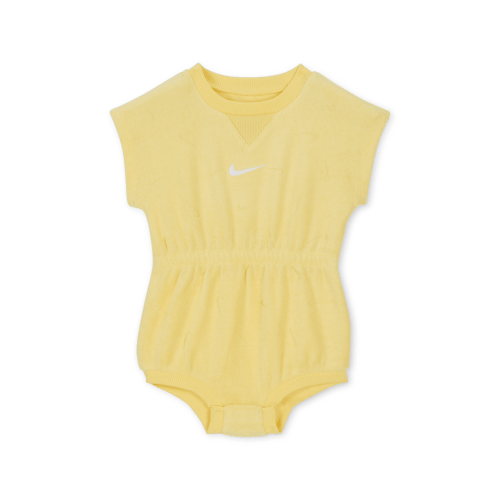 Nike Essentials Baby (0-9M) Jacquard Towel Terry Romper. Nike.com