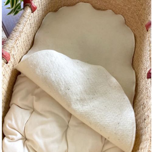 Organic Wool GOTS Certified Puddle Pad – Baby Moses Basket