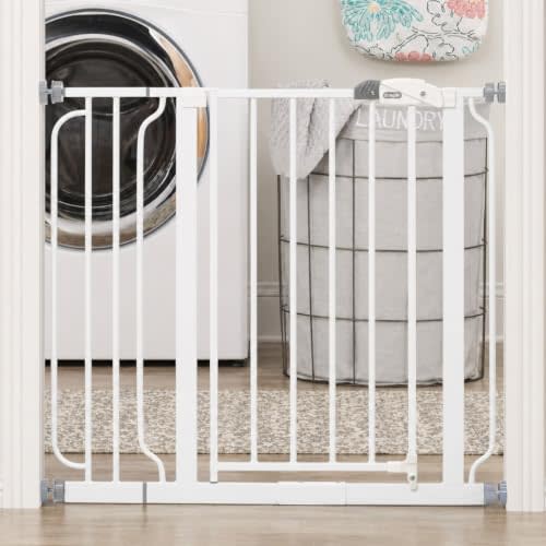 Regalo Safety 29"-38.5" Easy Step Baby Gate, Bottom of Stairs & Doorways | Pressure Mounted with Door, For Babies, Toddlers & Pets, White, Tested & Trusted for 30 Years
