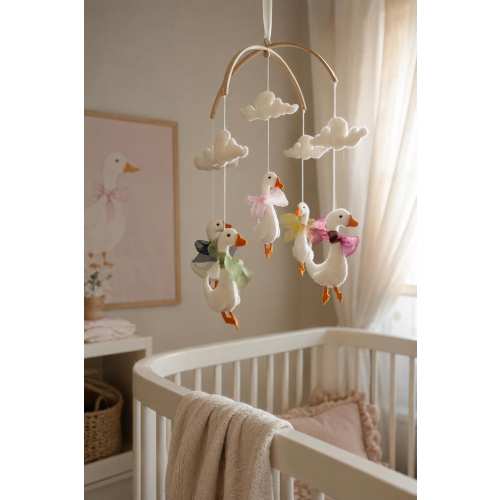 Handmade Goose Baby Mobile for Crib, Felt Nursery Mobile, Neutral Baby Mobile, Cloud Crib Mobile, Baby Girl Nursery Decor, Swan Mobile
