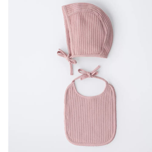 BONNET AND BIB SET STRUCTURE - Chalk pink | ZARA United States