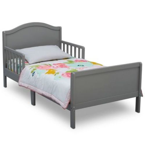 Delta Children Bennett Toddler Bed - Gray: Pine Frame, Wood Composite, Solid Pattern, Traditional Style