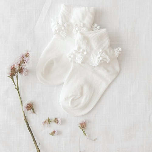 Pom Pom Ruffle Ankle Socks - White