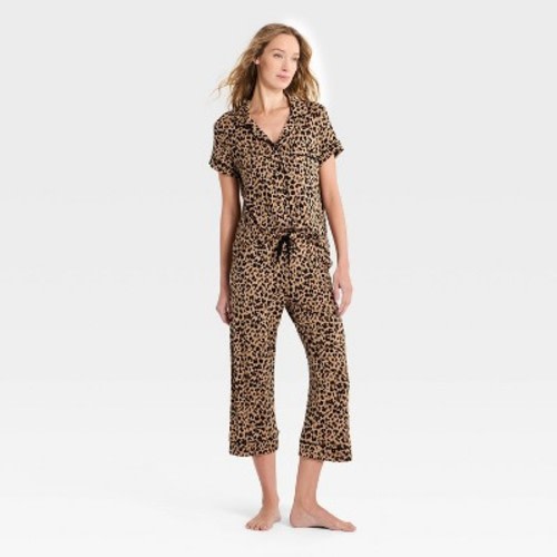 Women's Cloud Knit Short Sleeve Notch Collar Top and Cropped Pants Pajama Set - Auden™ Tan M