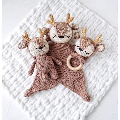 Handmade Crochet Deer Toy, Lovey & toy, Personalized Christmas Baby Gift Set, Baby’s First Christmas Present, Woodland baby shower decor