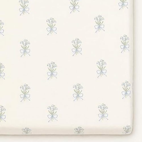 Oilo Crib Sheet, Breathable Turkish Cotton Jersey Fitted, 300 Thread Count, Machine Washable, Designed for Standard Crib Mattresses and Toddler Beds (28" x 52" x 6"), Lily Flowers