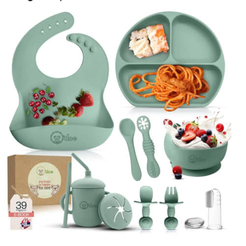 O'doe 11-Piece BPA-Free Silicone Baby Feeding Set | Thick & Soft Suction Plates, Baby Bowls, Wooden Fork & Spoon, and More | Make Mealtime Fun and Easy for Your Little One (Green, V1)