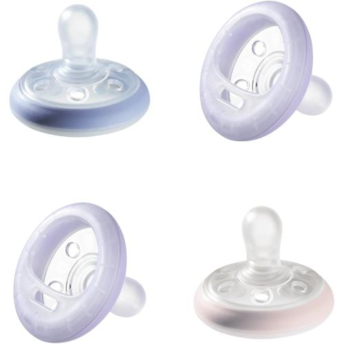 Tommee Tippee Breast-Like Night Pacifier, 6-18 Months, Breast-Like Baglet, BPA-Free Binkies, Glow in The Dark Technology, Purple/Pink, Pack of 4