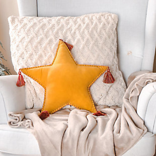 HGTV Home Collection Star Shape Pillow