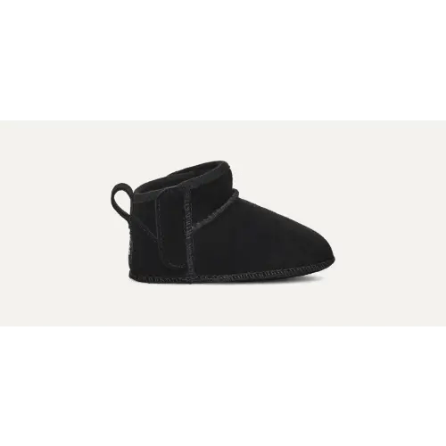 Black soft bottom Uggs - Sz 1
(0-6 months)