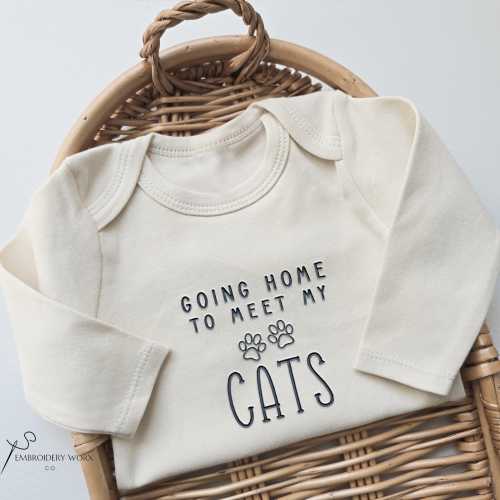 Embroidered Going Home to Meet My Cats Onesie® brand New Best Friend Onesie® Personalized Cat Name Cat Pregnancy Announcement Pets D24