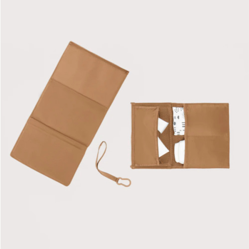 Joey Changing Kit in Camel