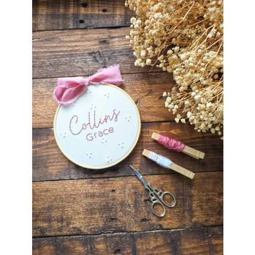 Hand embroidered name hoop| name announcement prop| nursery decor| personalized baby gift| simple name hoop