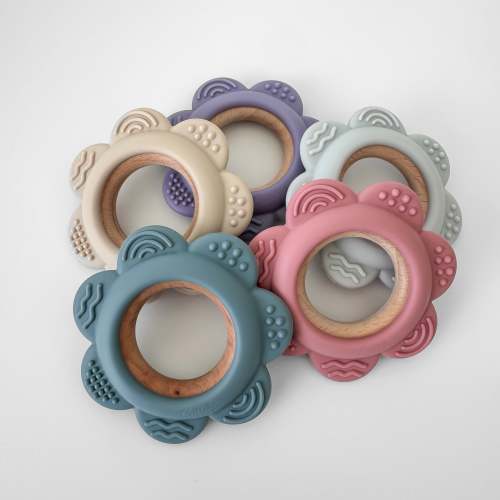 Garden Party Teether Collection - Silicone & Beechwood Flower – Calla and Friends