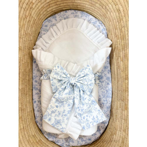 Enchanted Heirloom Blanket- White and Toile Bow – Enchanted Closet Co