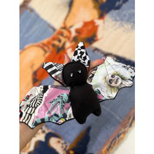 Batty Stuffed Plushie – Kitten Frostt