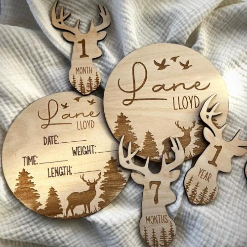 Deer Head Monthly Milestones, Hunting Baby Announcement, Deer Hunting Birth Announcement, Gift for Baby, Baby Shower Gift