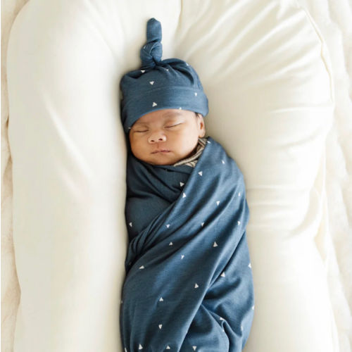 STRETCHY SWADDLES, HATS & BOWS